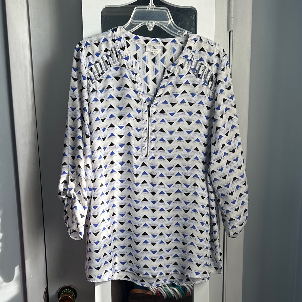 Maurices Geometric Blue and White Blouse